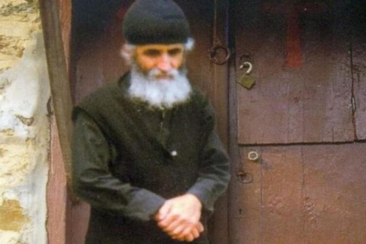 «Τρικυμία» από προφητεία του Αγίου Παϊσίου: «Θα σηκωθεί φουρτούνα και μετά…»