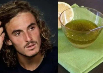 Τσιτσιπάς: «Χτενίζω 20 λεπτά την ημέρα τα μαλλιά μου, βάζω ελαιόλαδο και ρίγανη»