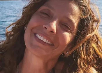 Σε πελάγη ευτυχίας η Πόπη Τσαπανίδου – Βρήκε νέα δουλειά