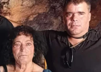 Θα το πάρει το κορίτσι! Ο 41χρονος βοσκός δεν αφήνει αστεφάνωτη την 82χρονη Παρασκιώ – «Στις 10 Σεπτεμβρίου παντρευόμαστε»