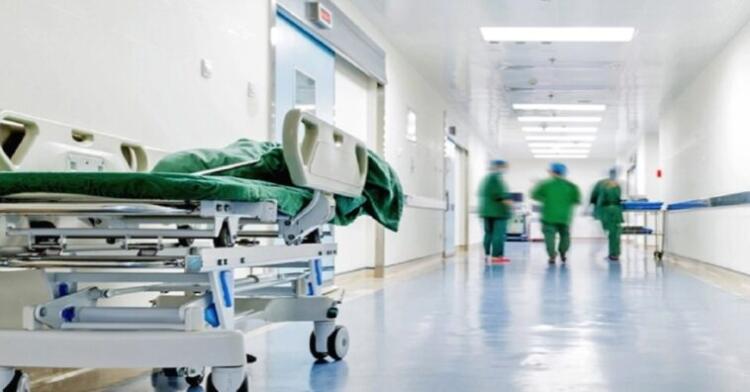 Πήγε τη μητέρα του στο νοσοκομείο με έμφραγμα και μόλις έμαθε τον θάνατό της πέθανε και αυτός