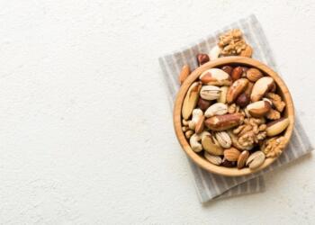 Ο ελληνικός ξηρός καρπός που αδυνατίζει, ρίχνει πίεση, σάκχαρο και χοληστερίνη