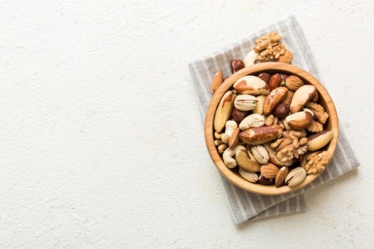 Ο ελληνικός ξηρός καρπός που αδυνατίζει, ρίχνει πίεση, σάκχαρο και χοληστερίνη