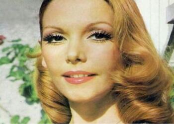 «Λυγισμένη» από την απώλεια και έχοντας εγκαταλείψει τον κινηματογράφο: Δείτε πώς είναι σήμερα και τι κάνει η λαμπερή Τόνια Καζιάνη