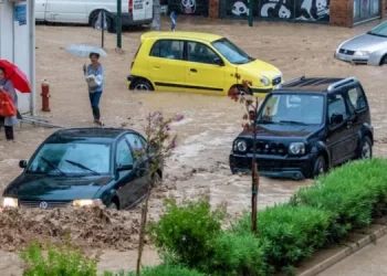 Σύσκεψη Πολιτικής Προστασίας για την κακοκαιρία: Οι 2 επικίνδυνες περιοχές το βράδυ, πού θα χτυπήσει στην Αττική