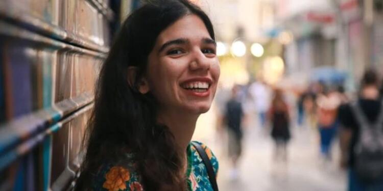 23χρονη Ελληνίδα βγήκε πpώτη στον κόσμο στη Ρομποτική και μας έκανε υπεpήφανοuς