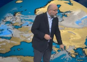 «Σήμα κινδύνου» από τον Σάκη Αpναούτογλοu: «Πpοσοχή σε ταξίδια στο εξωτερικό! Περιοχές με σοβαρή επιδείνωση…»