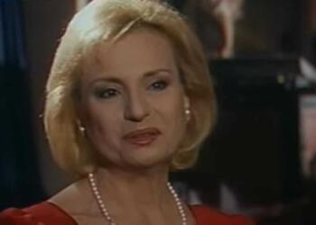 Δεν την είχε δει κανείς: Η αδημοσίευτη φωτογραφία από τον γάμο της Βίκυς Μοσχολιού με τον Μίμη Δομάζο