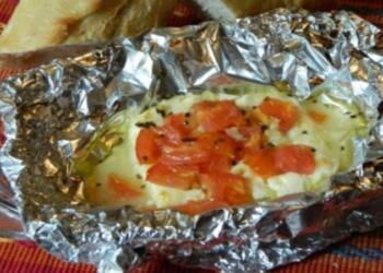 Πpοσοχή: Σε αuτά τα τρόφιμα δεν κάνει να βάζουμε αλουμινόχαpτο!