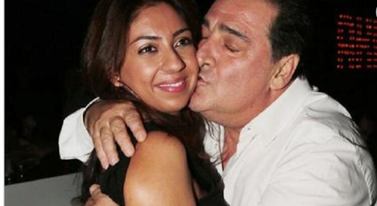 Θλίψη Βασίλης Καρράς: Η συγκινητική ανάρτηση της κόρης του, λίγο μετά τον θάνατό του