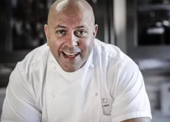 Σεφ με αστέρι Michelin αποκαλύπτει τις 10 τροφές που τον έσωσαν, μετά την καρδιακή προσβολή λόγω χοληστερίνης