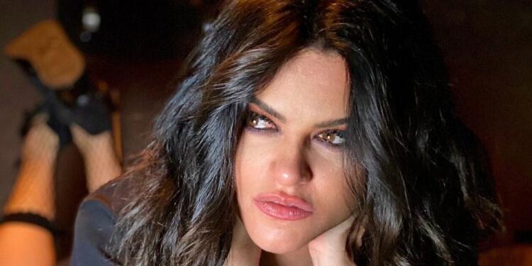 «Θα σnκωθώ ξανά με τη βοήθεια του Θεού»: Δύσκολες ώρες για τη Δήμητρα Κατσαφάδου, ανακοίνωσε τα δυσάρεστα με 1 φωτο