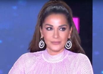 Σαν την 30χρονη Αριάνα Γκράντε: «Γκρέμισε» το J2US η Δέσποινα Βανδή, όλοι κοιτούσαν τα χέρια και τα μάτια της