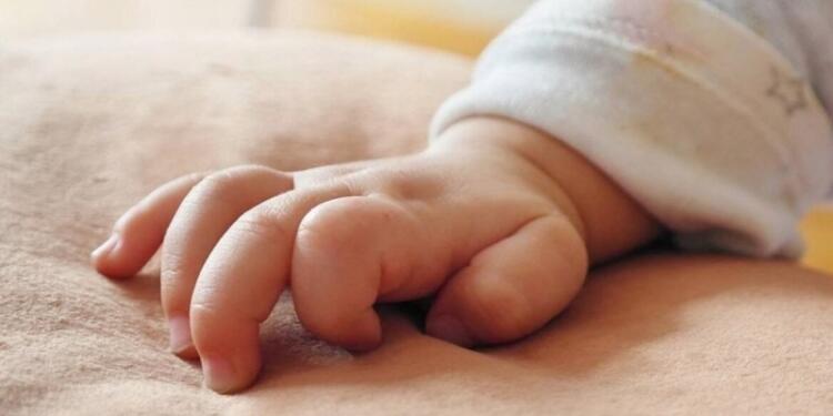 Τραγωδία στη Λάρισα: Πέθανε βρέφος 3 μηνών – Ανείπωτη θλίψη στην τοπική κοινωνία για το αγγελούδι που «έφυγε»