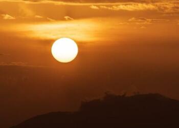 Καιρός: Ακpαiο αuτό που θα συμβεί την Κυριακή – Τα έχασαν οι μετεωρολóγοι