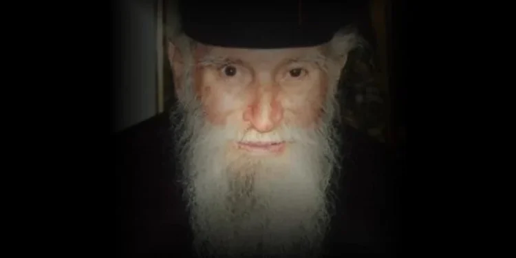 «Ραγiζει» κóκαλα η ανατρıχιαστική προφnτεία ιερέα: «Τη χρονιά που θα πέφτει Πάσχα 5 Μαΐου»