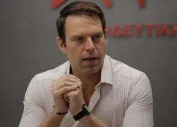 Ατρόμητος ο Κασσελάκης – Διέρρηξαν το γραφείο του και τους απάντησε γεμάτος θάρρος και τόλμη