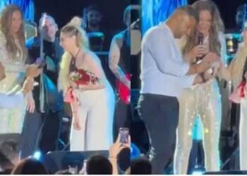 Τα ‘χασε η Βανδή: Έγινε η πρόταση γάμου πάνω στην σκηνή ενώ τραγουδούσε, παραλήρημα από το κοινό
