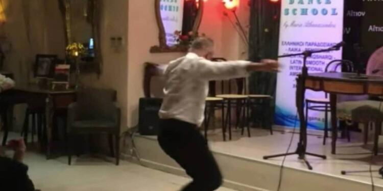 Το πιο αρχοντικό ζεϊμπέκικο: 59χρονος μάγκας χορεύει και αφήνει άπαντες άφωνους (video)