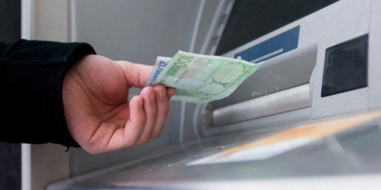 «Ανάσα» της χρονιάς: Επίδομα 300 ευρώ άμεσα – Ποιοι το λαμβάνουν