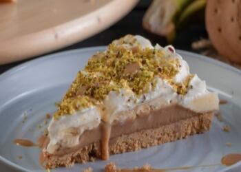 Λαχταριστό γλυκό ψυγείου με μπανάνα και ζαχαρούχο γάλα (video)