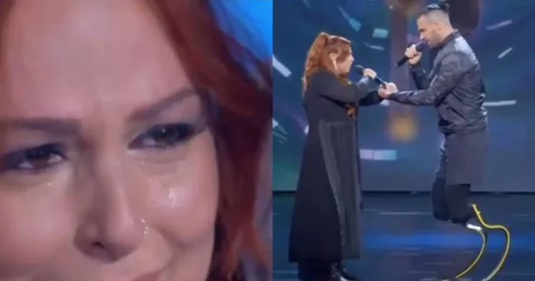 J2US: Η συγκλονιστική ερμηνεία του Γιάννη Σεβδικαλή που έκανε τη Σοφία Κουρτίδου να ξεσπάσει σε κλάματα