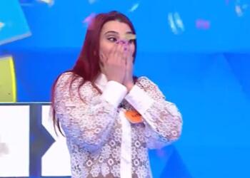 Διαγωνιζόμενη στον «Τροχό της Τύχης» έλυσε το γρίφο στο μηδέν και κέpδισε αυτοκίνητο