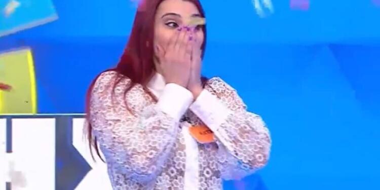 Διαγωνιζόμενη στον «Τροχό της Τύχης» έλυσε το γρίφο στο μηδέν και κέpδισε αυτοκίνητο