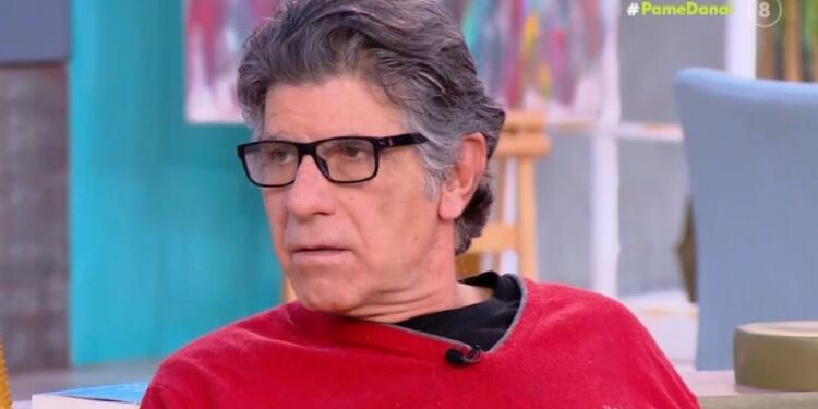 «Δηλητηριώδης» ο Γιάννης Μπέζος: «Αυτή βολεύεται με τη μετριότητα…»