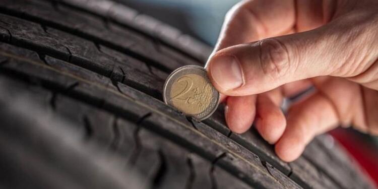 Έτσι θα γλιτώσεις πολλά λεφτά στο βενζινάδικο: Κάνε το κόλπο με το κέρμα και θα “σώσεις” την τσέπη σου