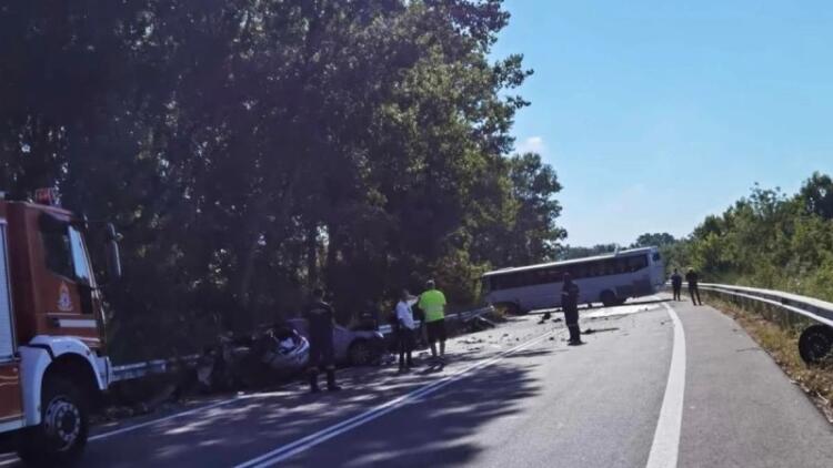 Τραγωδία στην Ξάνθη: Πολύνεκρο τροχαίο έπειτα από σύγκρουση αυτοκινήτου με λεωφορείο – 4 άνθρωποι έχασαν τη ζωή τους