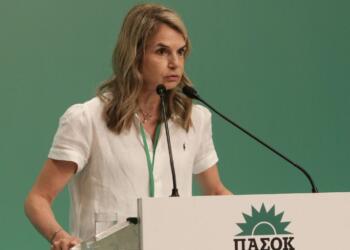 ΠΑΣΟΚ – Μιλένα Αποστολάκη: «Νιώθω έτοιμη για Πρωθυπουργός»