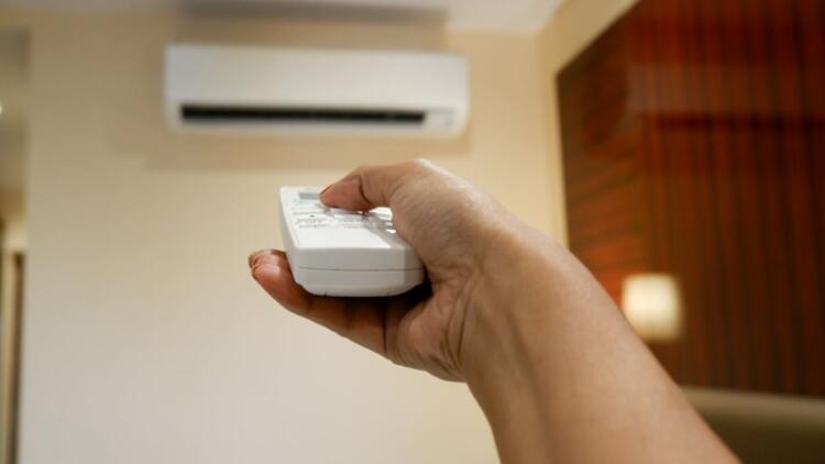 Eίδος πολυτελείας: Τόσο κοστίζει την ώρα το air condition με τη σημερινή τιμή του ρεύματος
