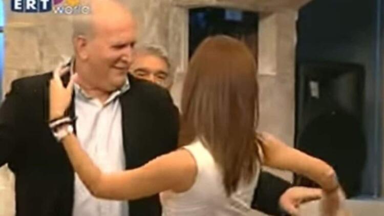 Μας έπεσε το σαγόνι με τον Γιώργο Παπαδάκη: Το τσιφτετέλι του με αιθέρια ύπαρξη που έβαλε «φωτιά» στο πλατό!