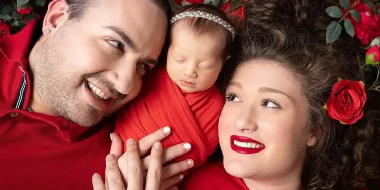 Μαυρίκιος Μαυρικίου – Ιλάειρα Ζήση: Η παραμυθένια φωτογράφιση με την κόρη τους, Ιωάννα – Μελωδία