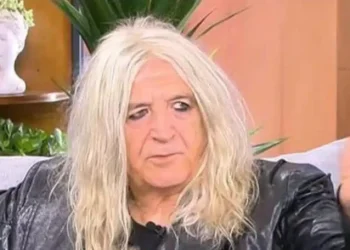 «Να καταργηθεί η πίστη στον Θεό , πιστεύετε σε έναν Θεό ο οποίος δεν βοήθησε και δεν θα βοηθήσει ποτέ, γιατί δεν υπάρχει»