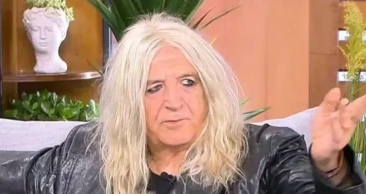 «Να καταργηθεί η πίστη στον Θεό , πιστεύετε σε έναν Θεό ο οποίος δεν βοήθησε και δεν θα βοηθήσει ποτέ, γιατί δεν υπάρχει»