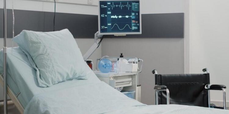 H μικρή Λάουρα από τη Ρόδο χρειάζεται τη βοήθειά μας για να νικήσει το σάρκωμα e-wing