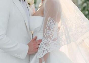 Λαμπερός γάμος στη Μήλο: Πασίγνωστο ζευγάρι παντρεύτηκε κρυφά