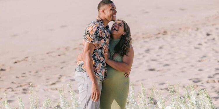 Οι χαρές σχεδόν έφτασαν για τον Γιάννη Αντετοκούνμπο και την Μαράια Ριντλσπρίγκερ: Όλα έτοιμα για το «Nigerian Party» – Βίντεο από την άφιξη τους με το σκάφος στο Costa Navarino (Video)