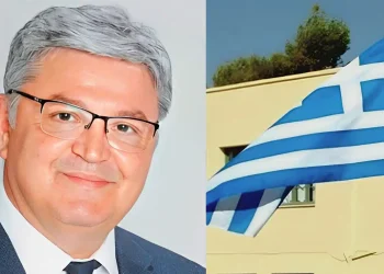 Νατσιός: «Να επιστρέψουν στα σχολεία στολές, έπαρση σημαίας και εθνικός ύμνος»