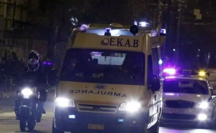 Ηλικιωμένη έπεσε από το μπαλκόνι για να γλιτώσει από τον γιο της