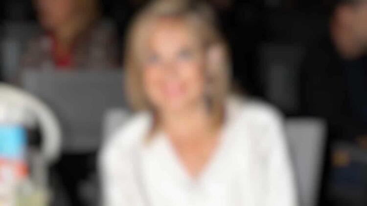 Πασίγνωστη Ελληνίδα παραδέχεται: «Κουβαλούσα φρούτα στην Αθήνα και μετά παντρεύτηκα έναν από τους πιο πλούσιους Έλληνες»