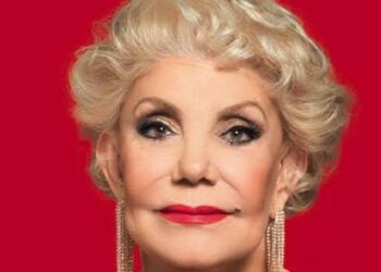 «Έλυσε» τη σιωπή της η μοδίστρα της Μαρινέλλας: «Δεν τα βλέπω καλά τα πράγματα με αυτό»