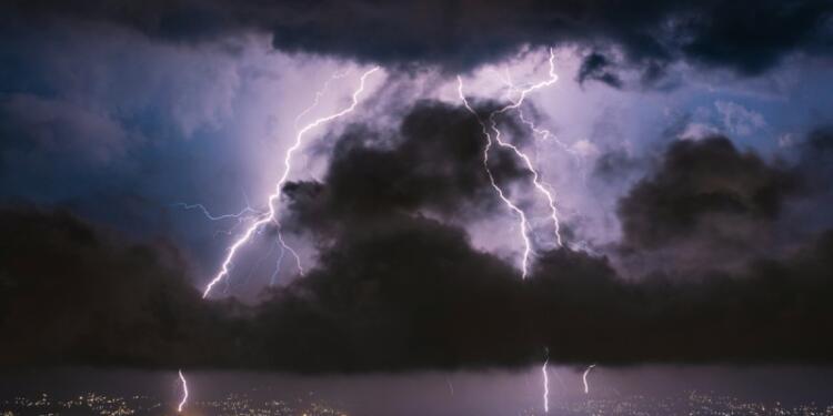 Κατεβάστε τα χειμωνιάτικα: Σεπτέμβριος σε… μορφή Δεκεμβρίου! Οι περιοχές που θα «χτυπηθούν» αλύπητα από πολλά φαινόμενα