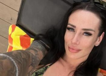 Σοκαριστική εξομολόγηση: «Είμαι συνοδός πολυτελείας και μου δίνουν 1.300 ευρώ μόνο για να συζητήσουν μαζί μου»