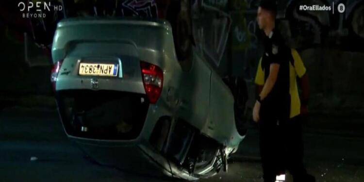 Τρομακτικές εικόνες από νέο τροχαίο στον Κηφισό: Τούμπαρε αυτοκίνητο στις Τρεις Γέφυρες – Δύο τραυματίες (video)