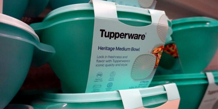Tupperware: Αίτηση πτώχευσης για την εταιρεία με τα πιο δημοφιλή τάπερ – Έχει χρέος άνω των 700 εκατ. ευρώ!