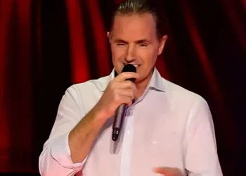 Ο 53χρονος διαγωνιζόμενος που συγκίνησε τους κριτές με την ιστορία του – «Έχω αυτό το πρόβλημα υγείας»