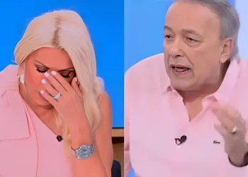 Έσπaσε τη σıωπή του 30 χρόνια μετά ο Ανδρέας Μικρούτσικος – «Η Ελένη Μενεγάκη πiσω από τις κάμερες..»